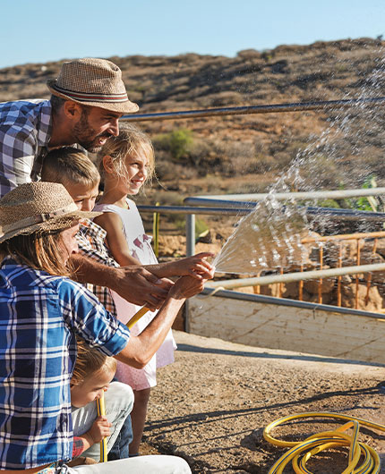 Pompes à eau solaires pour la vie hors réseau